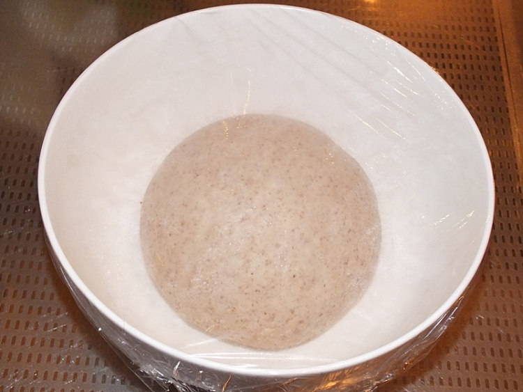 黑麦面馒头步骤2