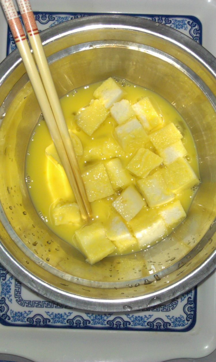 鸡蛋炒馍步骤3