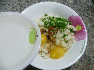 鸡蛋馒头煎饼步骤9