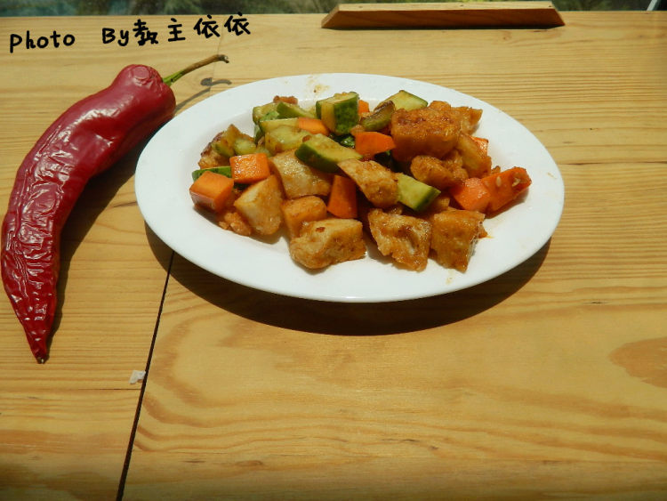 咖喱时蔬炒馒头丁步骤8