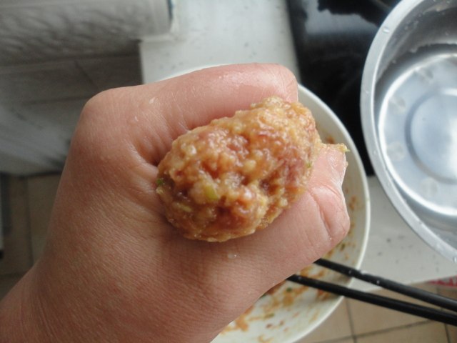 炸小肉丸步骤8