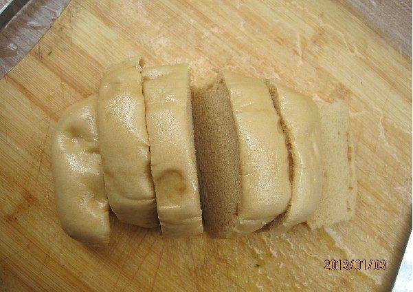 鱼汤煮馒头步骤3