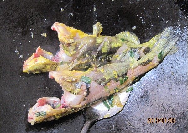 鱼汤煮馒头步骤5