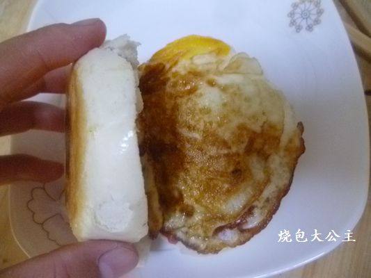 腐乳鸡蛋夹馒头步骤12