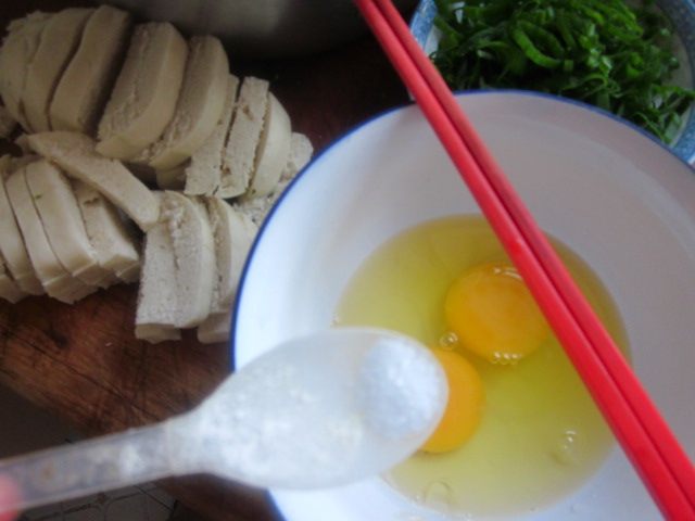 米饭炒馒头步骤1