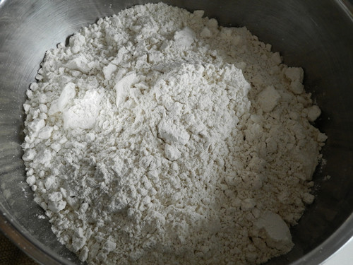 紫薯绿茶双色刀切馒头步骤3