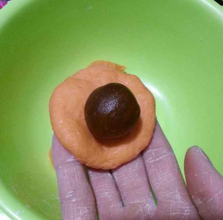胡萝卜豆沙包步骤7