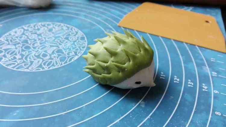 小刺猬豆沙包步骤9