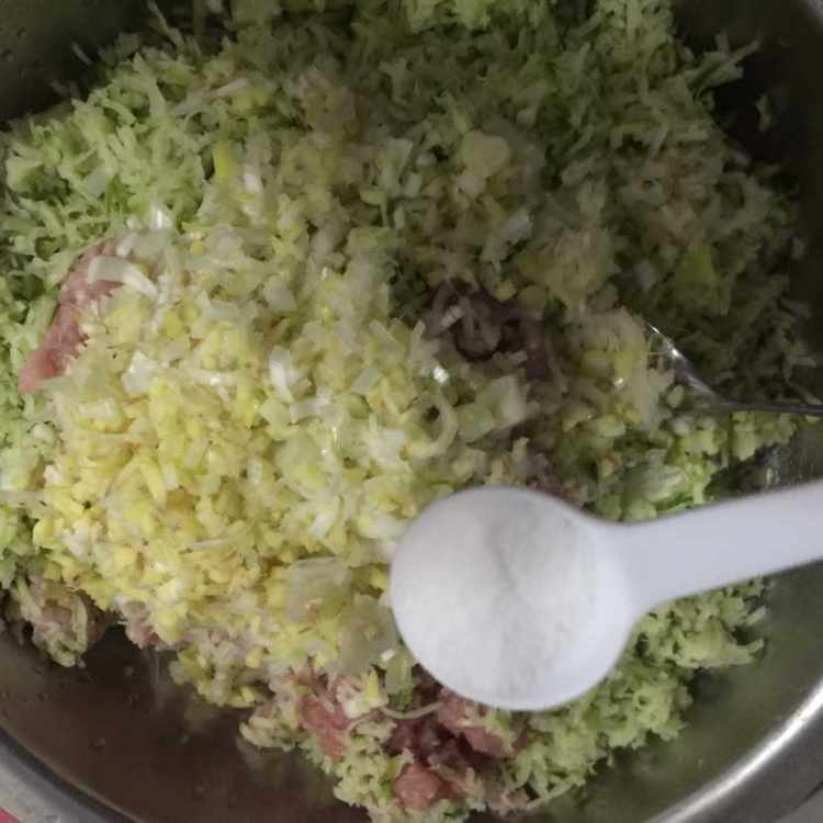 萝卜肉包步骤9
