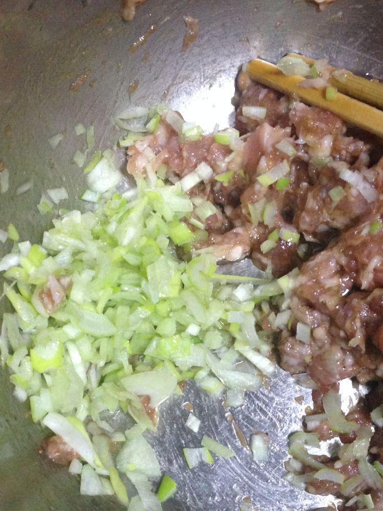 三鲜小肉包步骤8
