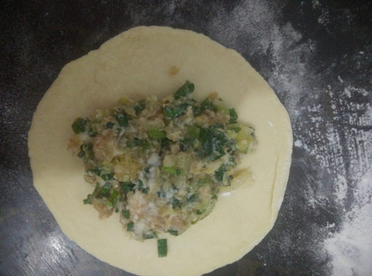 韭菜白菜肉包步骤15