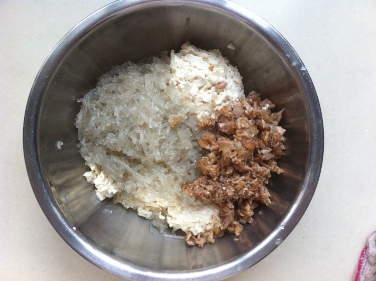 猪肉粉条豆腐包子步骤8
