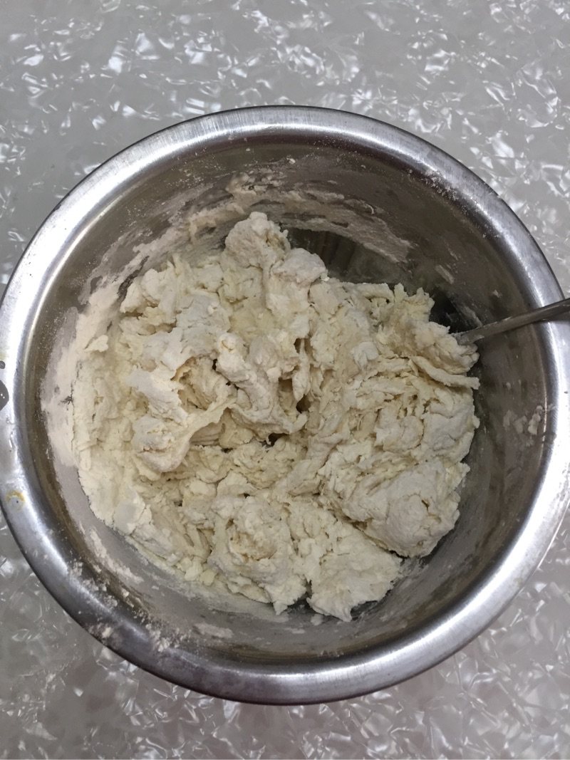 梅干菜包子。步骤2