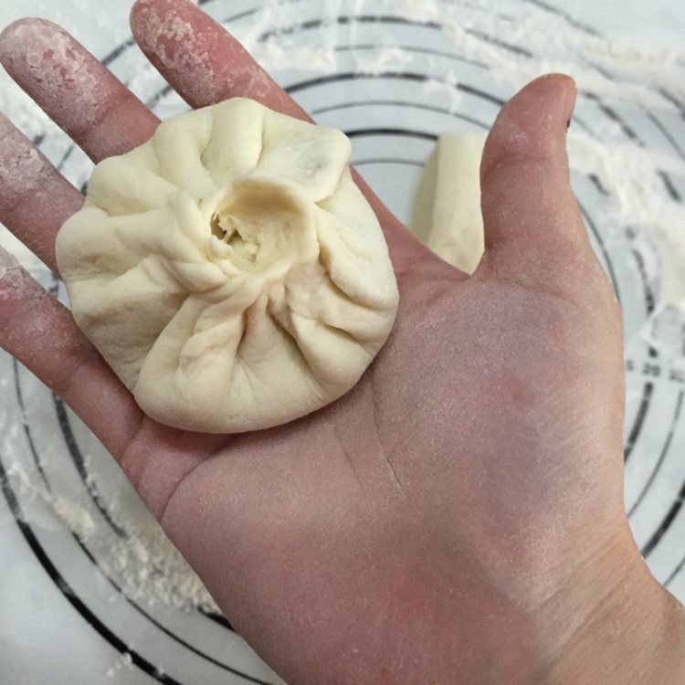 梅干菜包子。步骤11