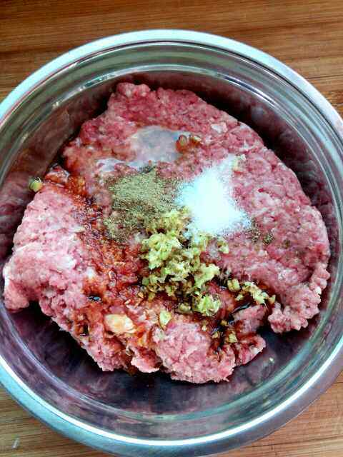 牛肉鲜味包步骤2