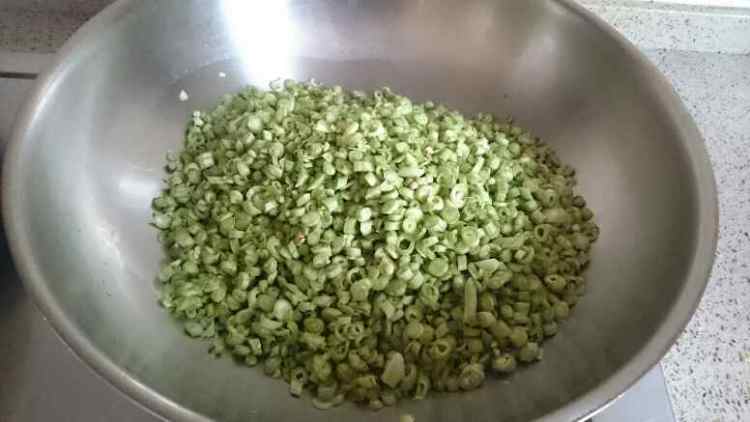 长豆角猪肉大蒸包步骤9