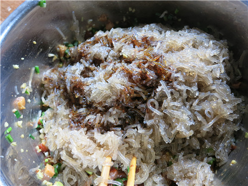 粉条猪肉大蒸包步骤16