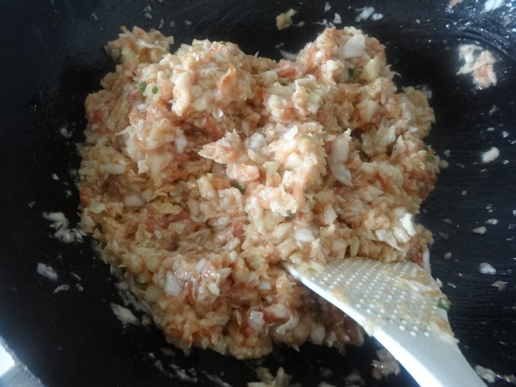 大白菜肉包步骤7