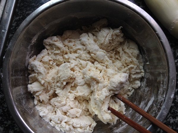 茭白肉馅包子步骤2