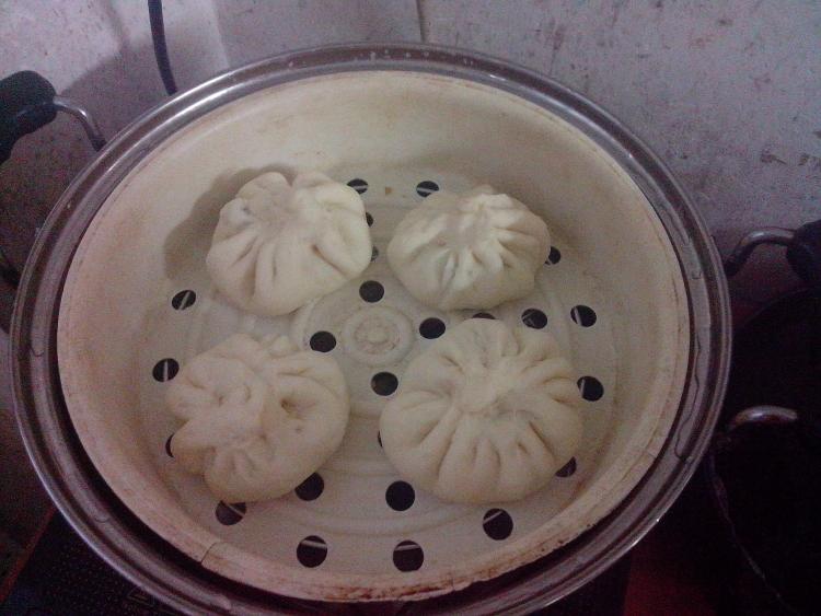 酸豆角瘦肉包子步骤13