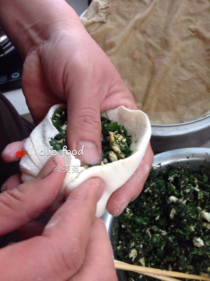 盐西菜包子步骤11