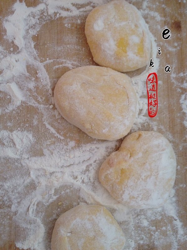 南瓜豆沙包步骤6