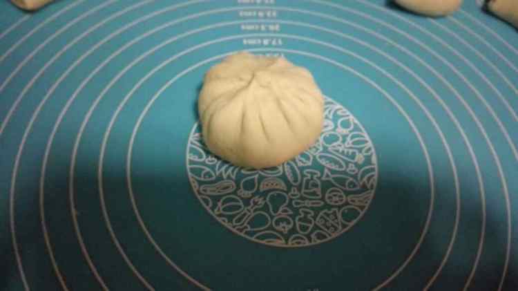 茄子玉米鲜肉包步骤8