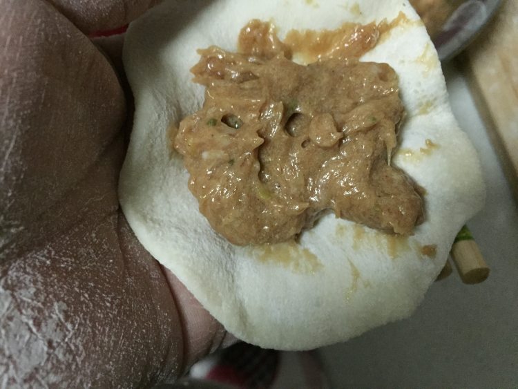 灌汤小笼包步骤12
