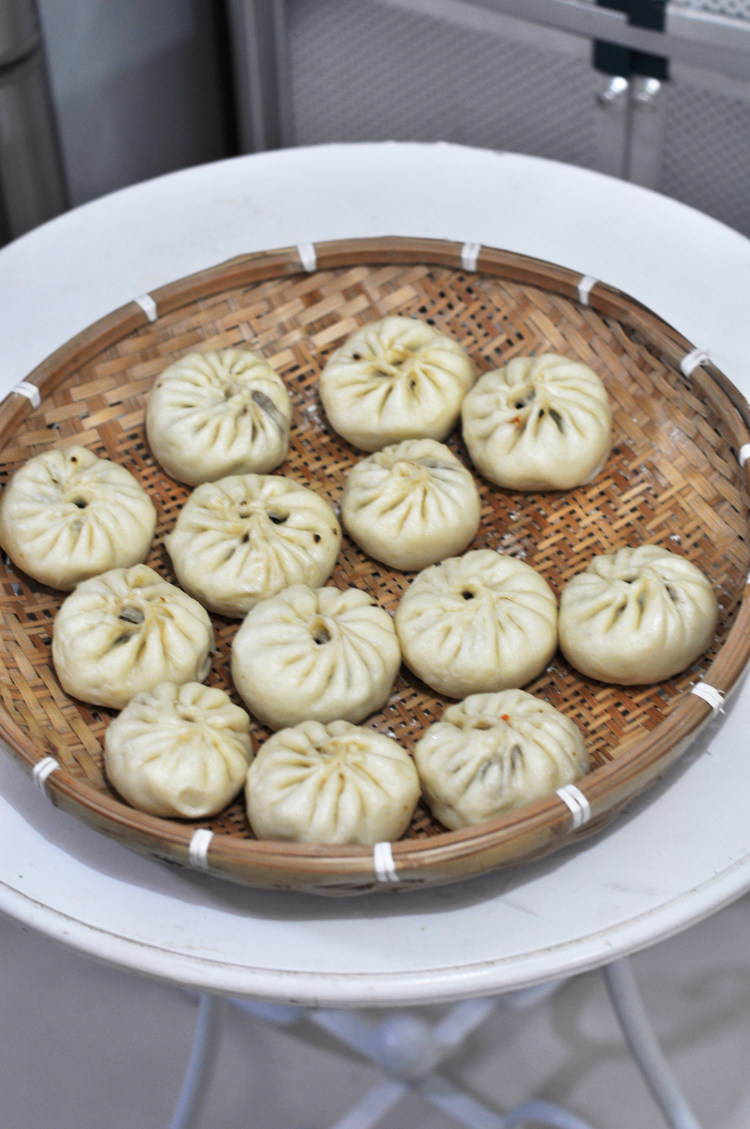 菌香酱肉包步骤9