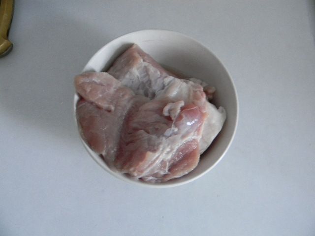 胡萝卜洋葱肉馅包子步骤2