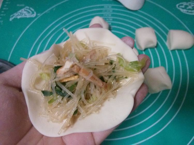 青菜粉丝包步骤9