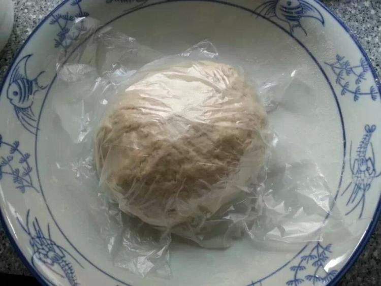 鲜肉包子步骤4