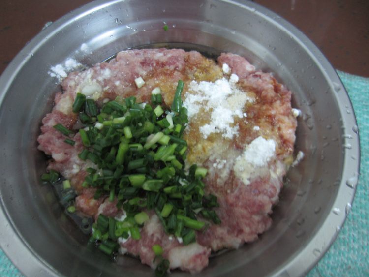胡萝卜肉包子步骤7