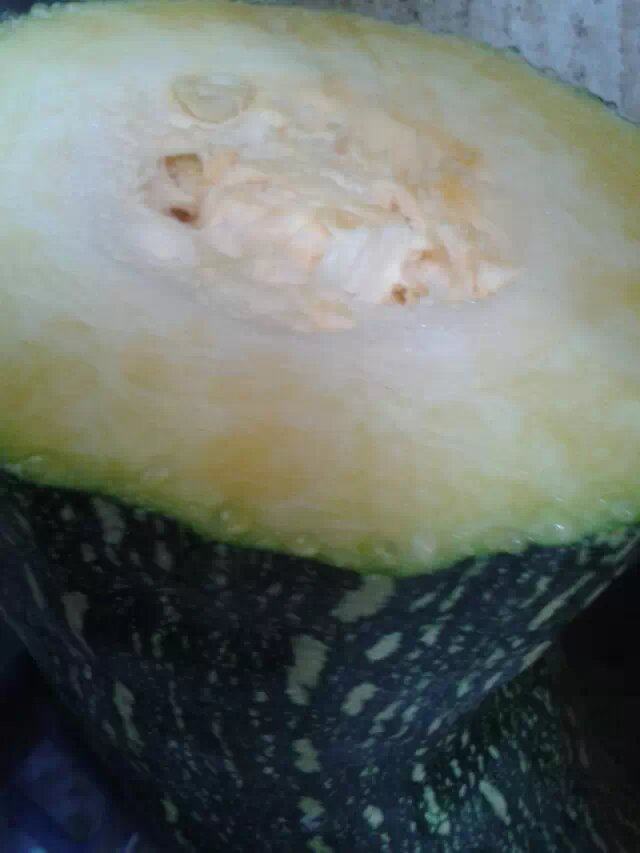 南瓜馅菜包步骤1