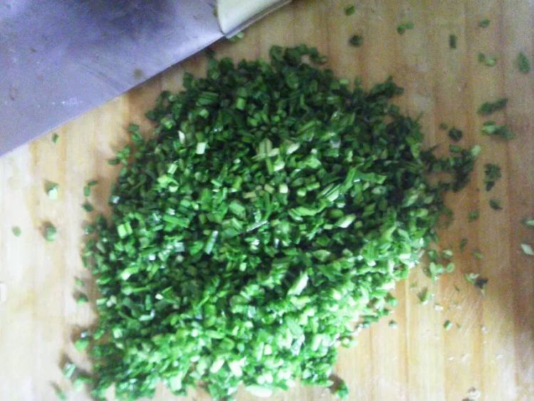 香菇豆腐鸡蛋包子步骤2