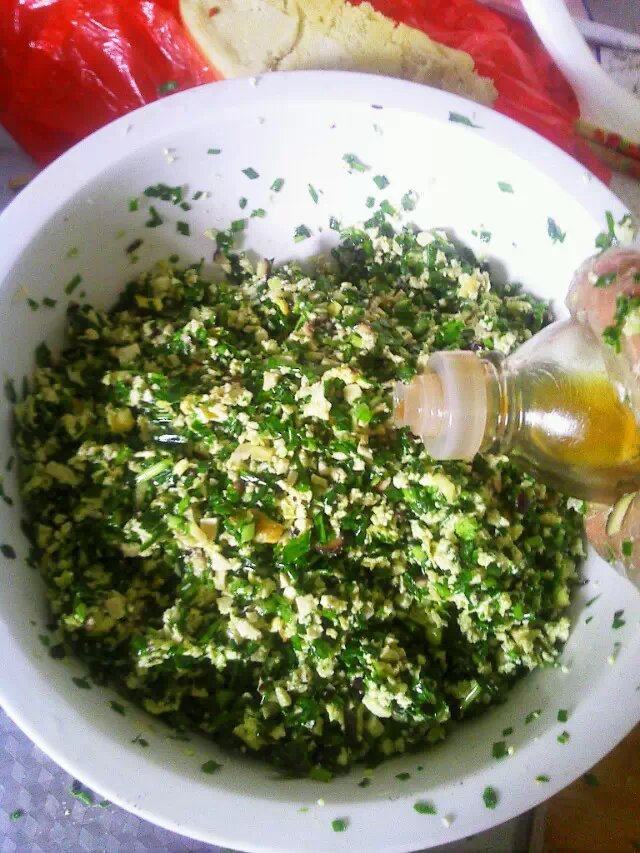 香菇豆腐鸡蛋包子步骤6