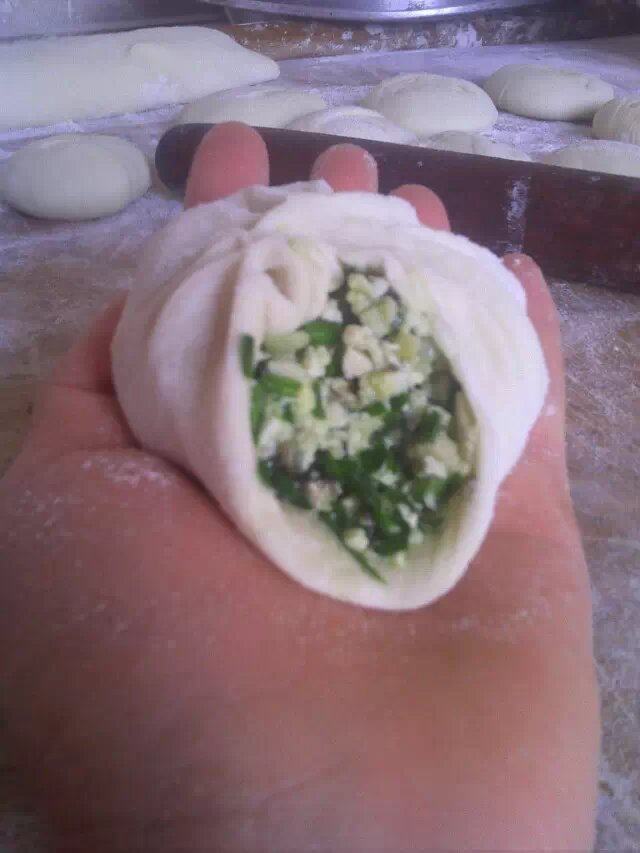 香菇豆腐鸡蛋包子步骤8
