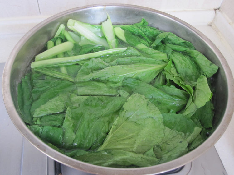 牛肉小白菜包子步骤2