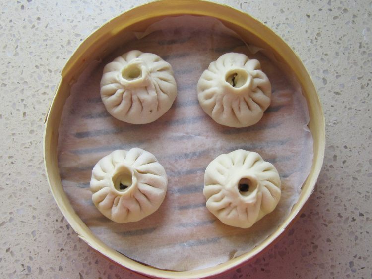 梅干菜肉包步骤14