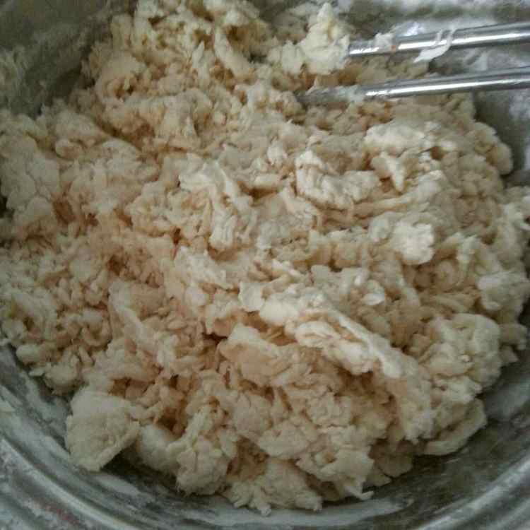 干贝香菇白菜肉包子步骤3