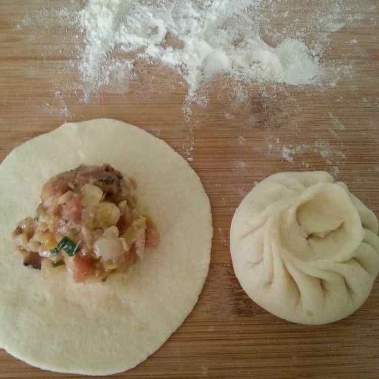 干贝香菇白菜肉包子步骤12