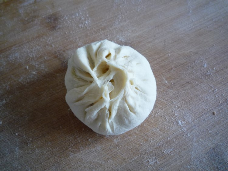 芹菜猪肉馅包子步骤12
