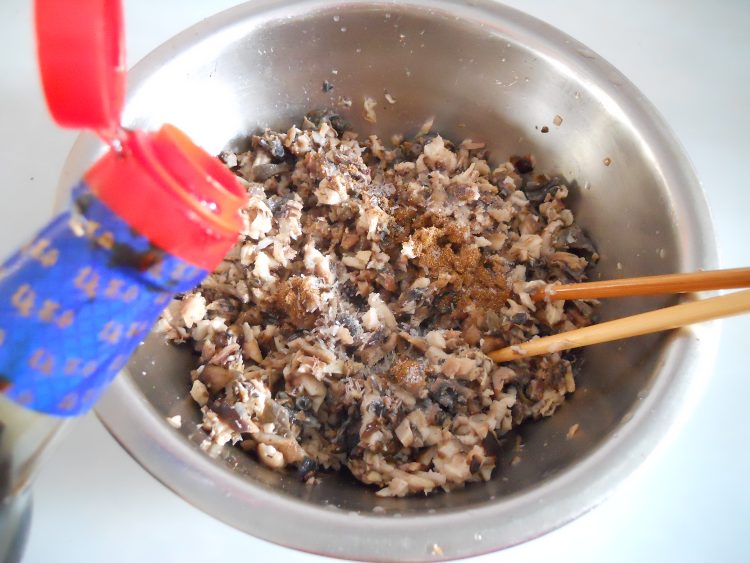 乌鸡香菇荞麦包步骤9