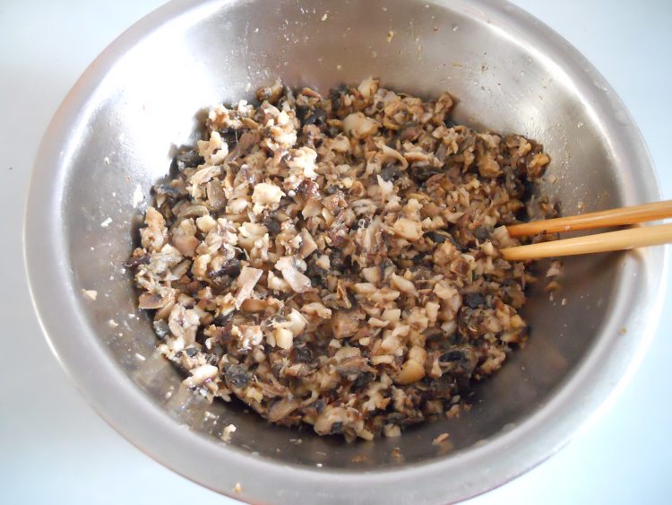 乌鸡香菇荞麦包步骤11