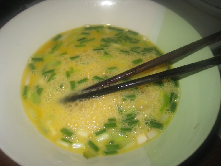 木耳鸡蛋包子步骤5