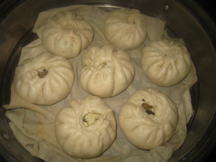 木耳鸡蛋包子步骤14