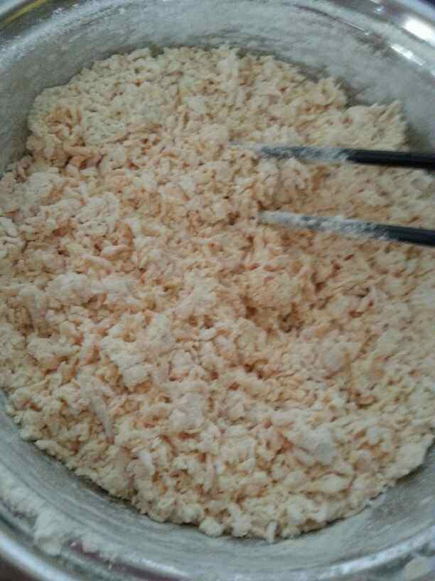 酸菜木耳猪肉南瓜包子步骤3