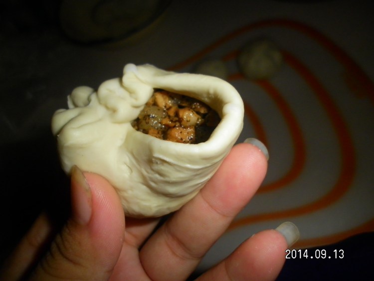 酱肉煎包步骤3