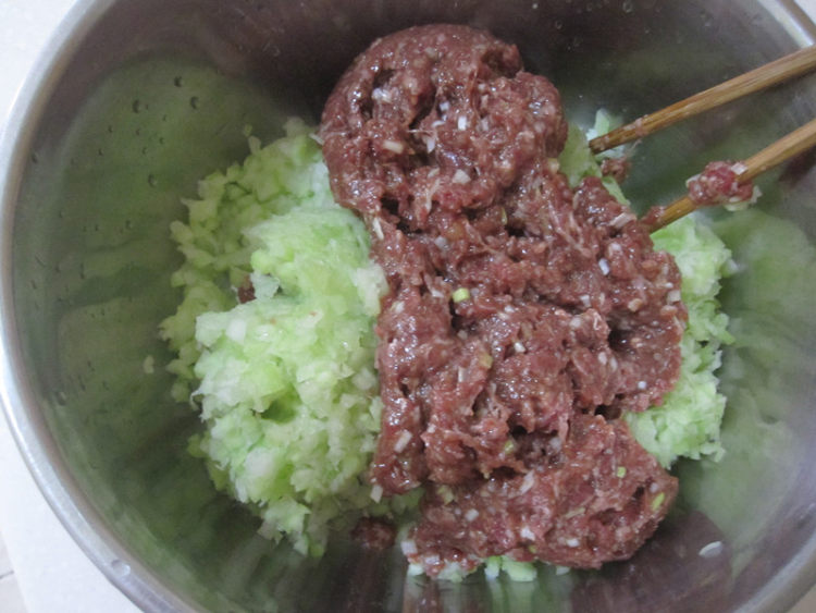 牛肉葫芦包子步骤5