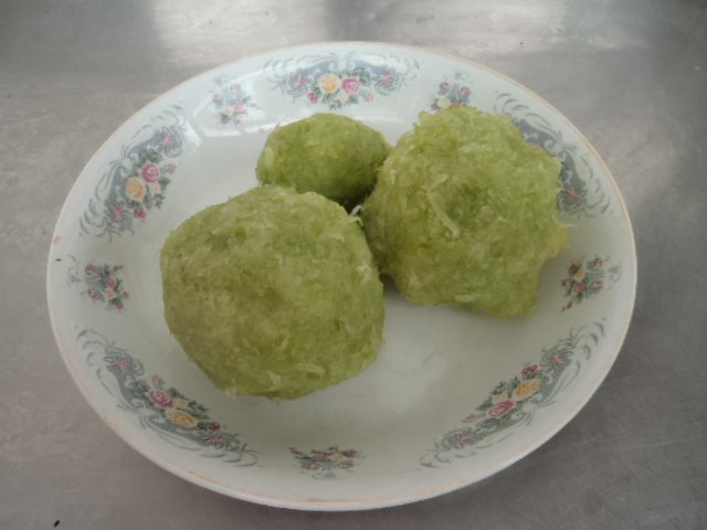 圆白菜瓜皮馅蒸包步骤4